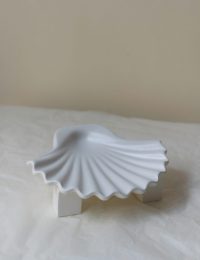 seashell plate